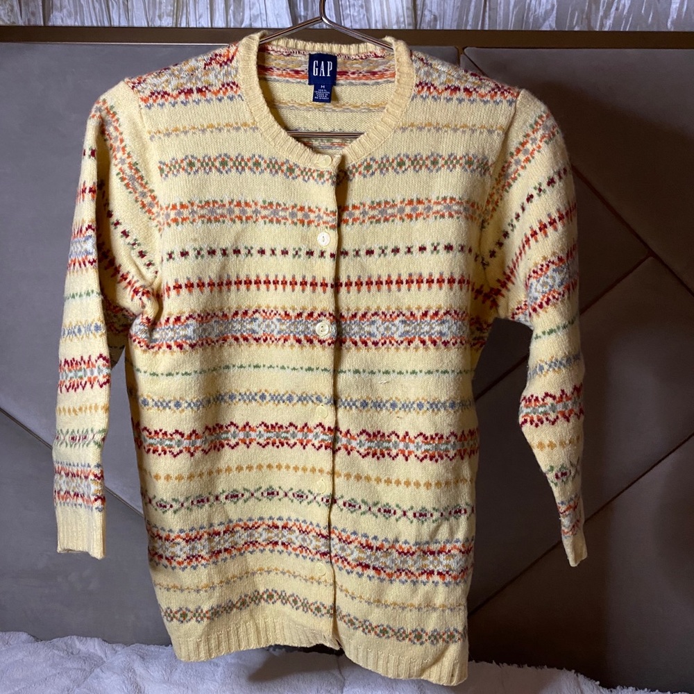 Gap Sweater